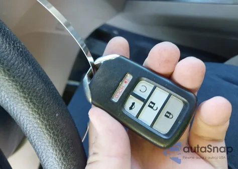 2018 Honda Pilot Ex z USA, uszkodzony, nr VIN 5FNYF5H36JB021225